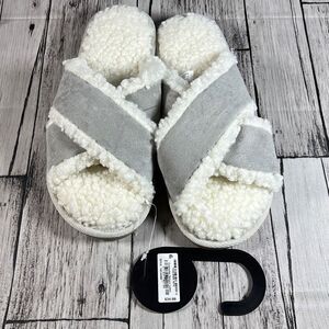 Alfani Women's Criss Cross House Slippers Slip On Plush Gray Cream Large 9-10